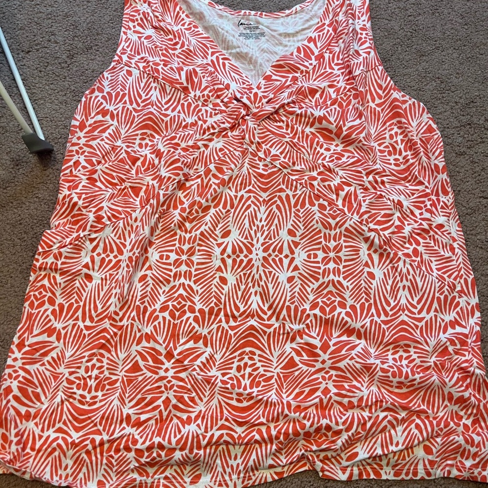 Lane Bryant Coral & White Twist-Front Tank 18/20